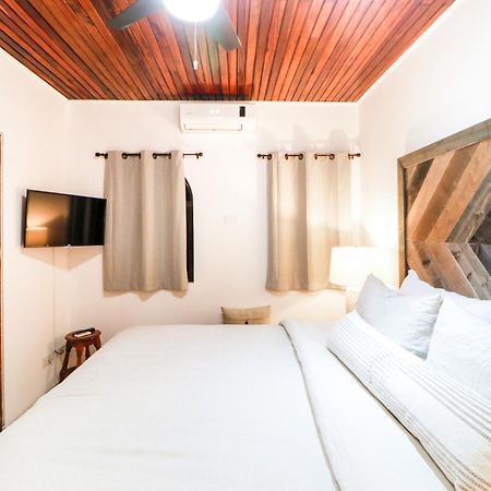 Flamingo Marina Resort Pacific North Coast Δωμάτιο φωτογραφία